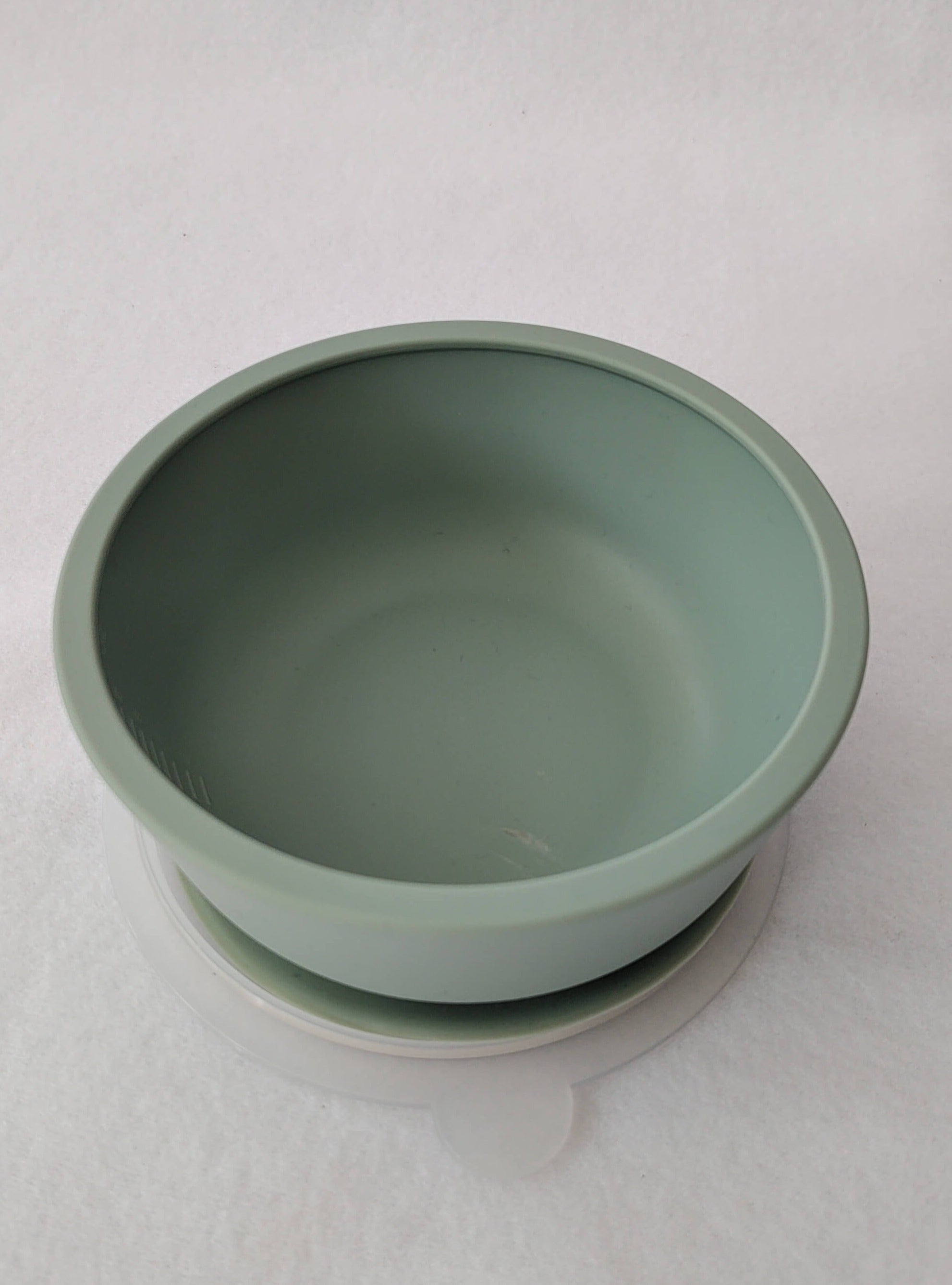 Bowl verde con tapa libre de BPA