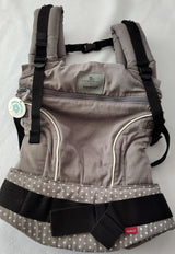 BellyButton by Manduca WildCrosses baby carrier