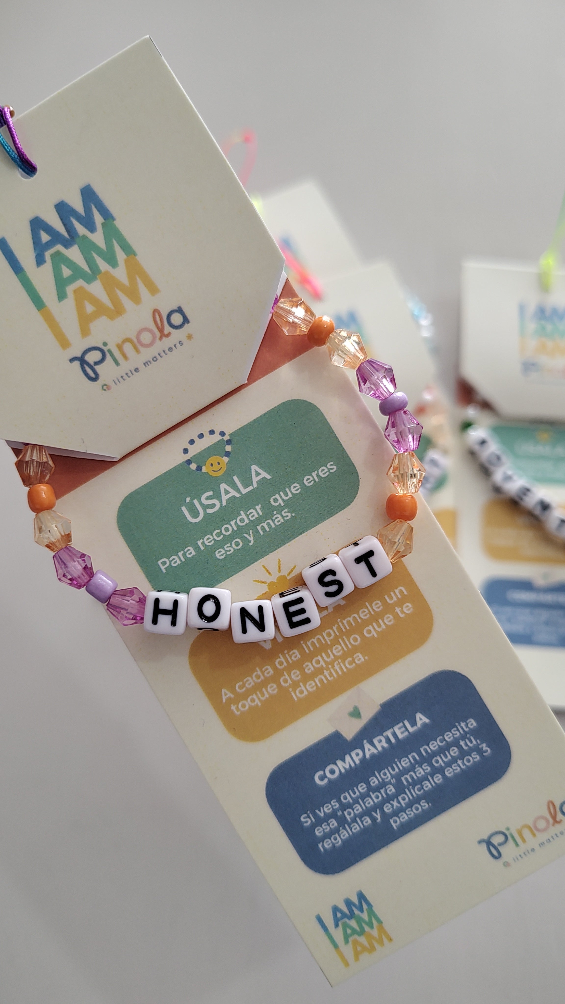 PINOLA IAM pulsera frases